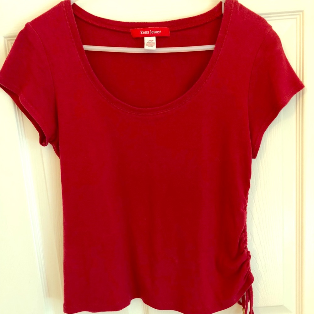 Zena Jeans Red shirt